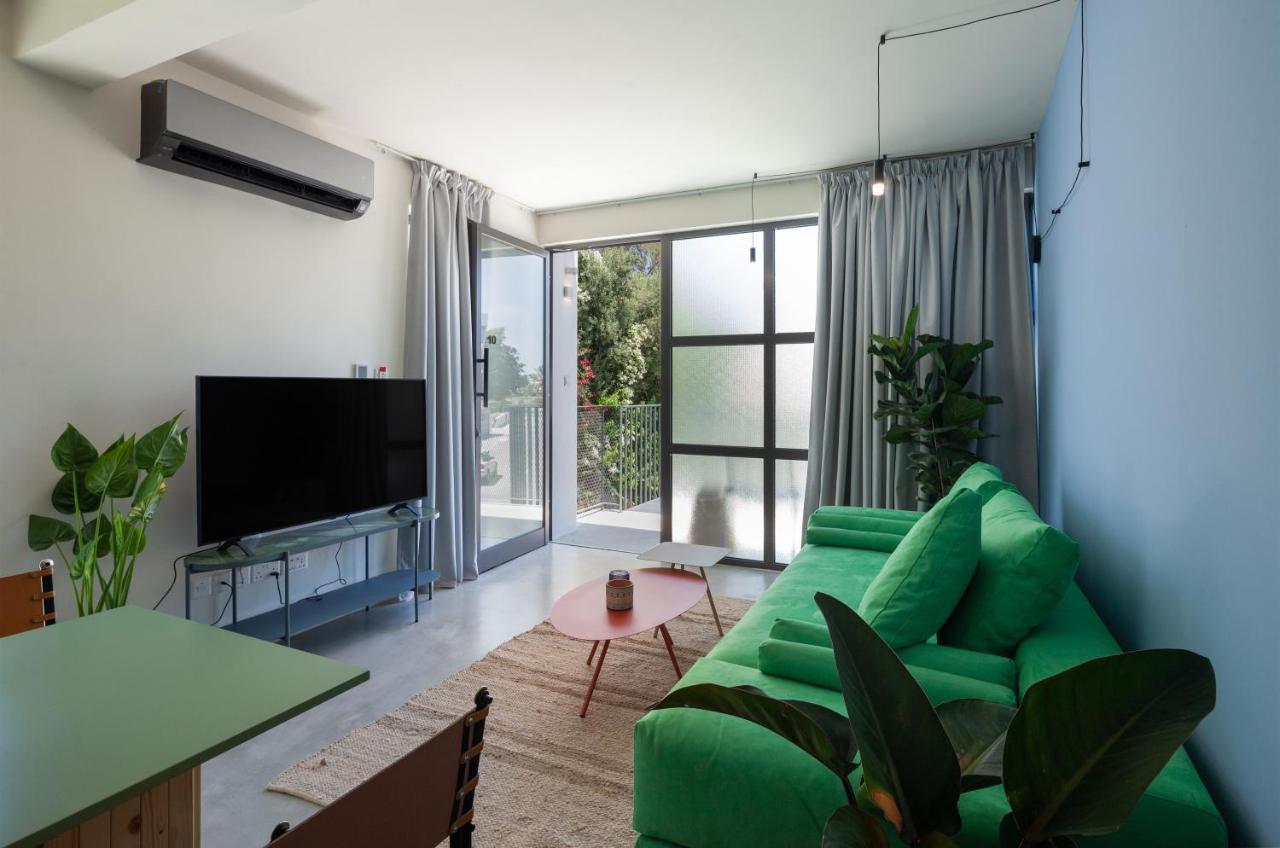 Adrop Pool Suites Пафос Экстерьер фото